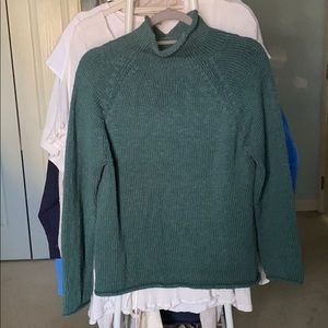 Knit oversized turtleneck